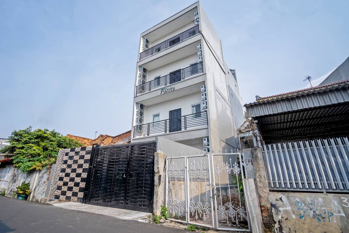 https://images.rukita.co/buildings/building/26002dc7-f01.jpg
