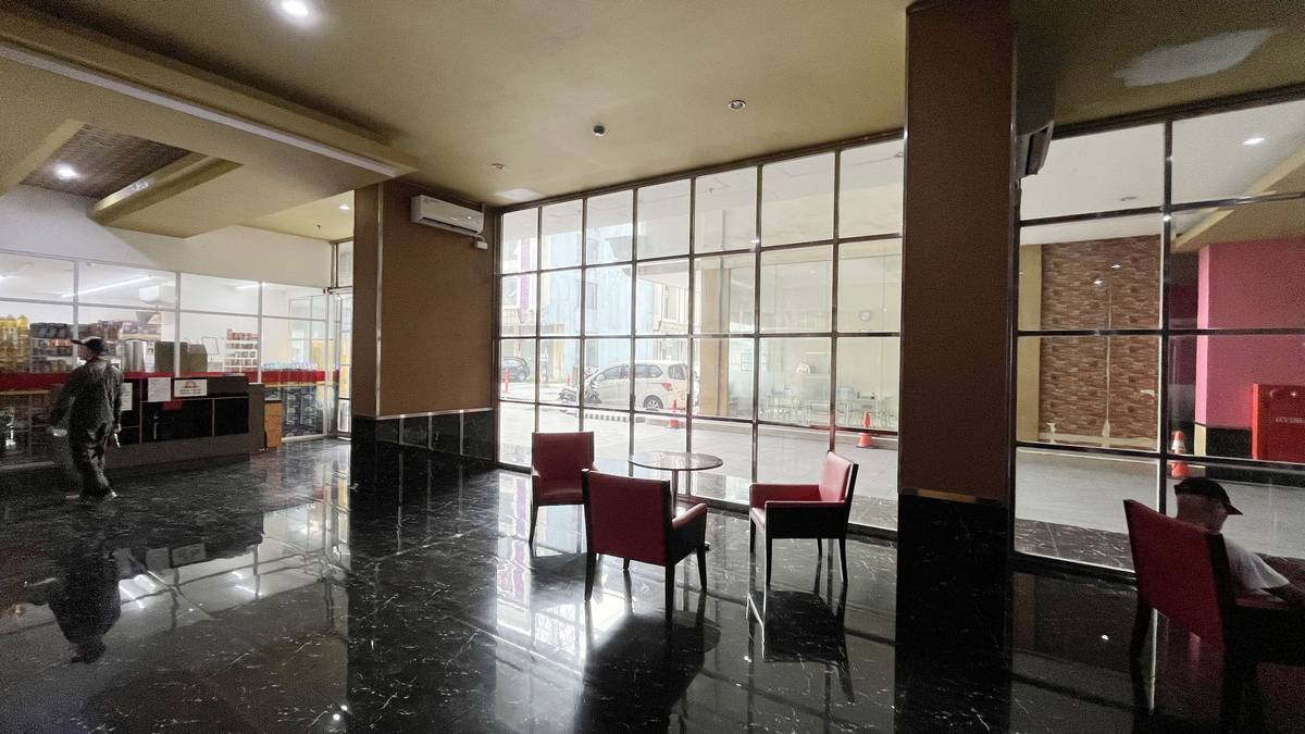 https://images.rukita.co/buildings/building/27adfd7a-211.jpg