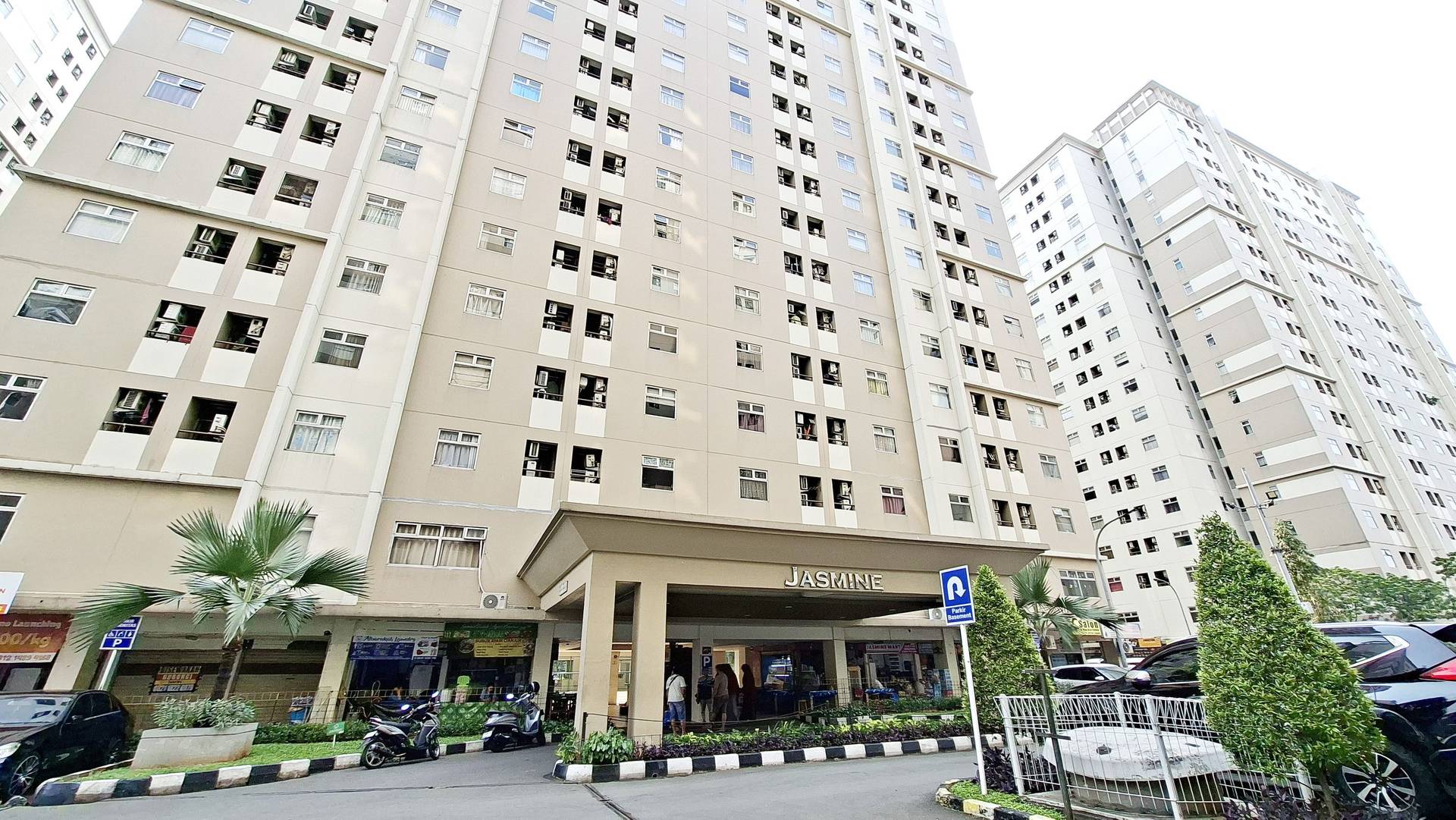 https://images.rukita.co/buildings/building/283911fe-3472-4ff8-9871-521c53940794.jpg