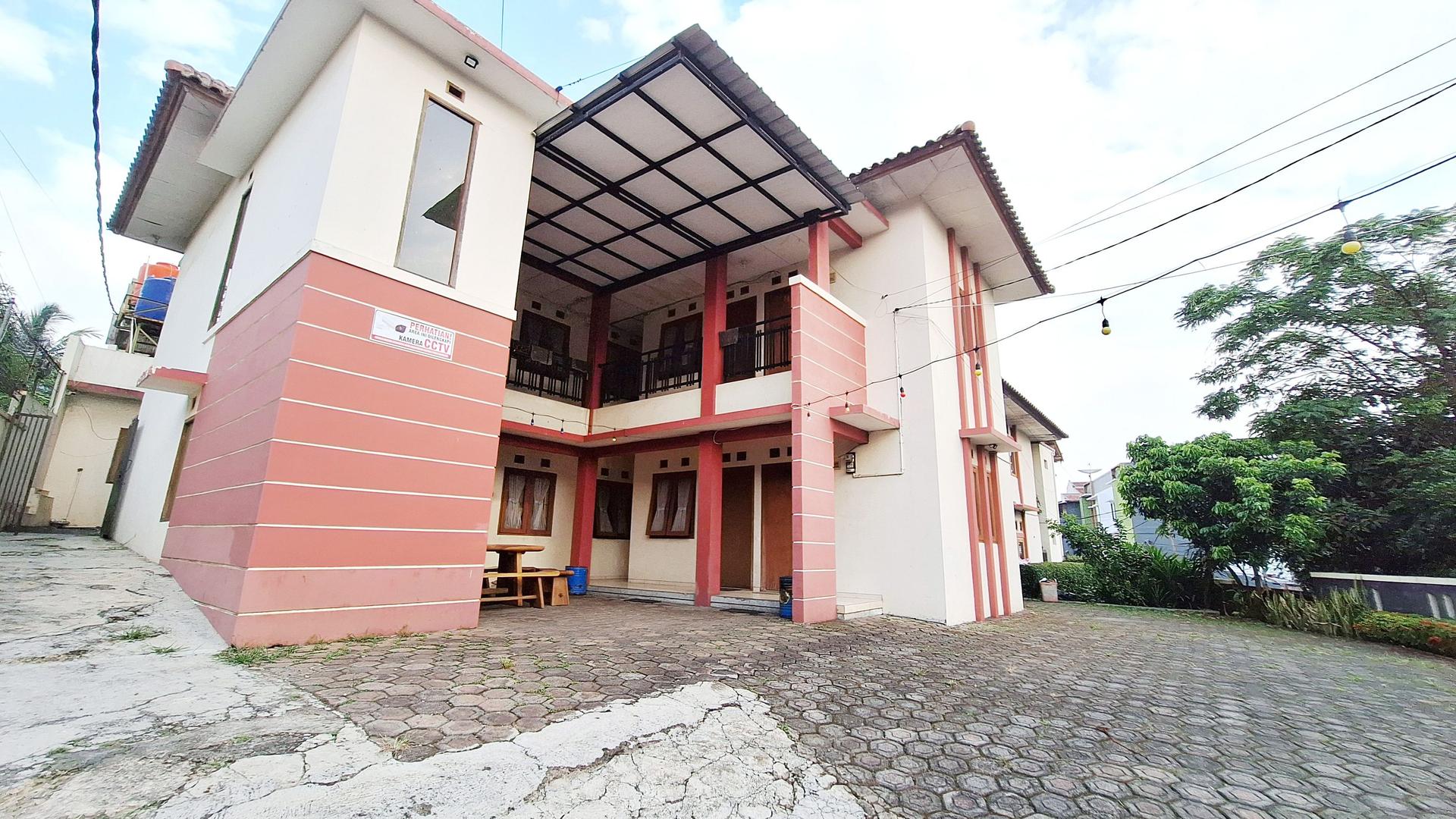 https://images.rukita.co/buildings/building/299978dd-561c-46d4-b589-6c0120003042.jpg