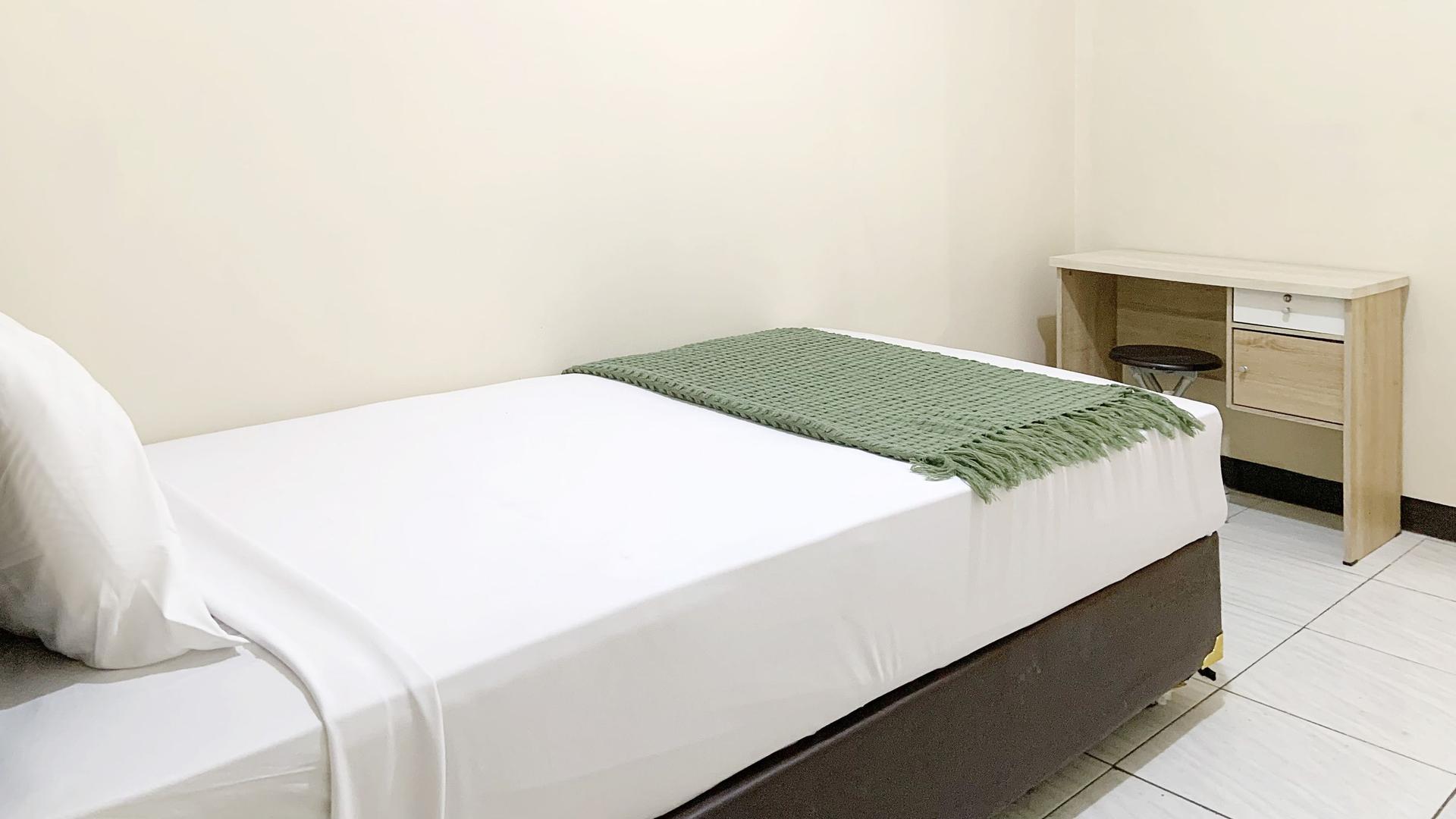 https://images.rukita.co/buildings/building/2b50d6cb-fc39-4a0d-93de-939e85e2a3fc.jpg