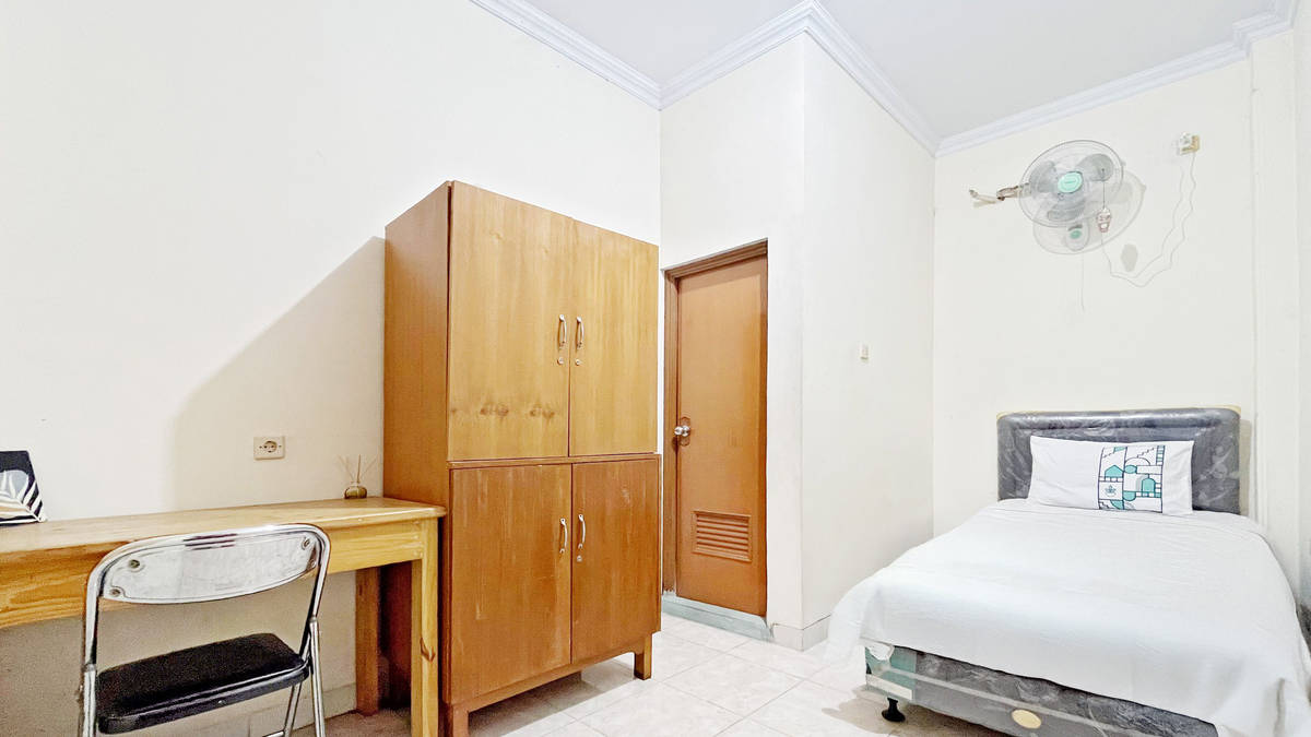 https://images.rukita.co/buildings/building/2b850641-4ab.jpg