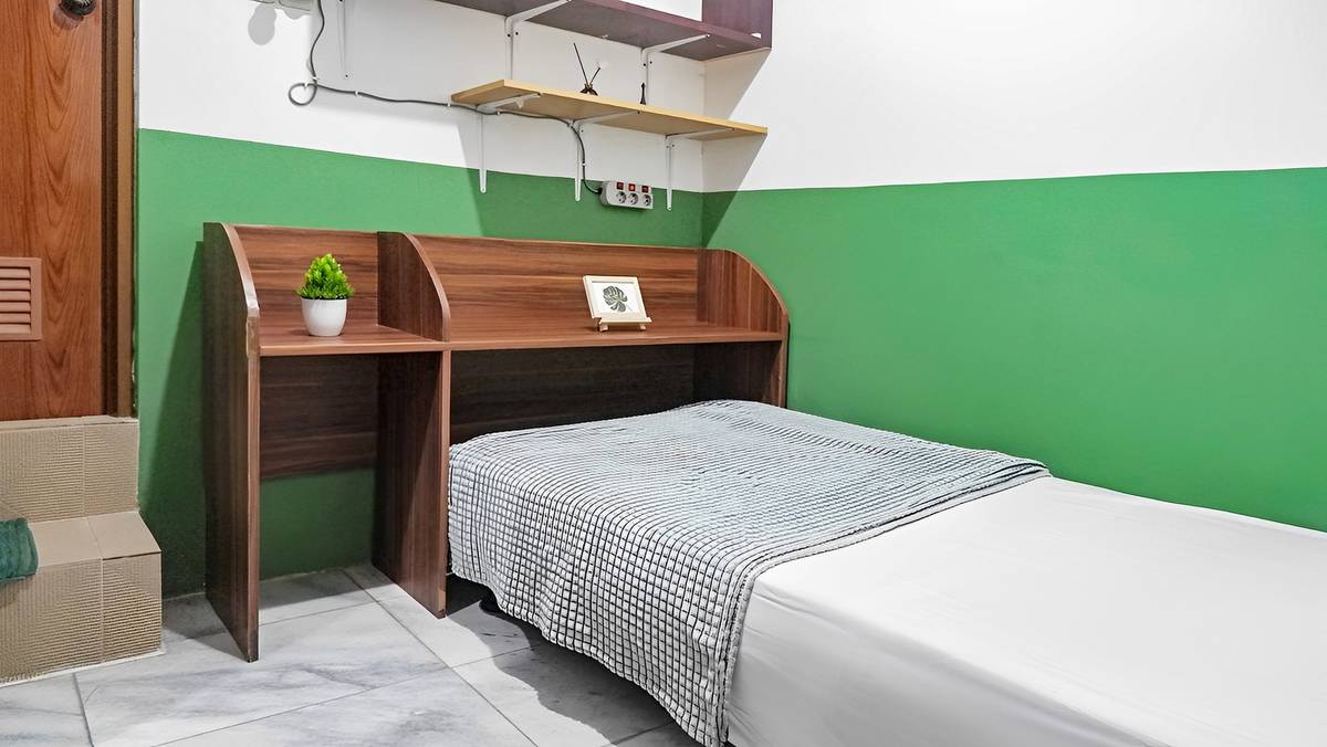 https://images.rukita.co/buildings/building/2be2a4b8-498.jpg