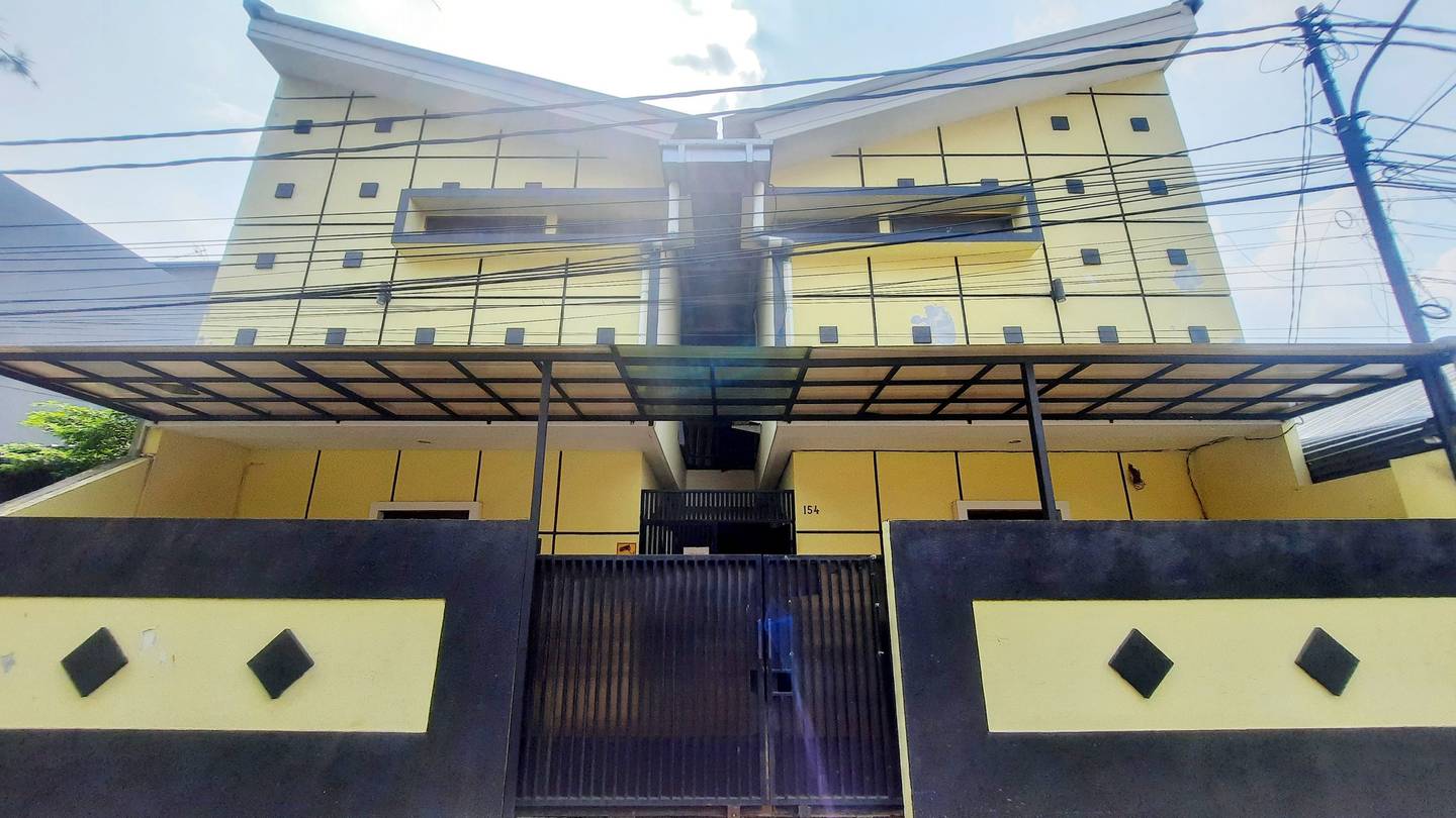 https://images.rukita.co/buildings/building/2c58bb40-aff7-4e89-bdf1-38b279e0f317.jpg