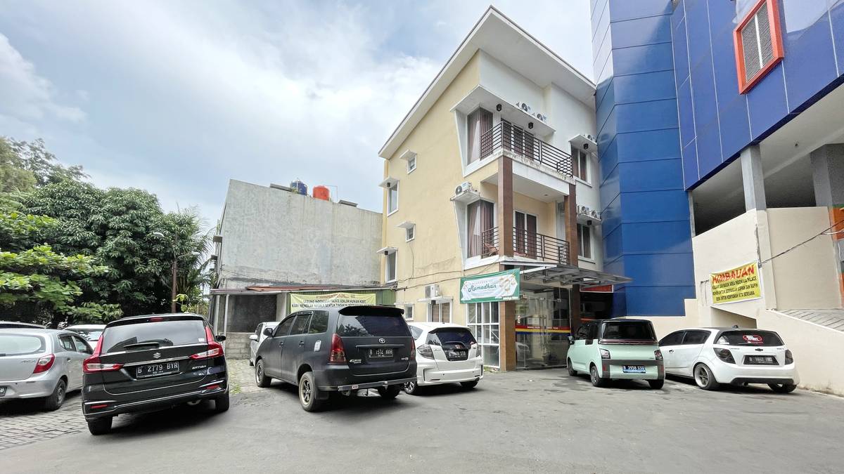 https://images.rukita.co/buildings/building/2cd22671-ddc.jpg