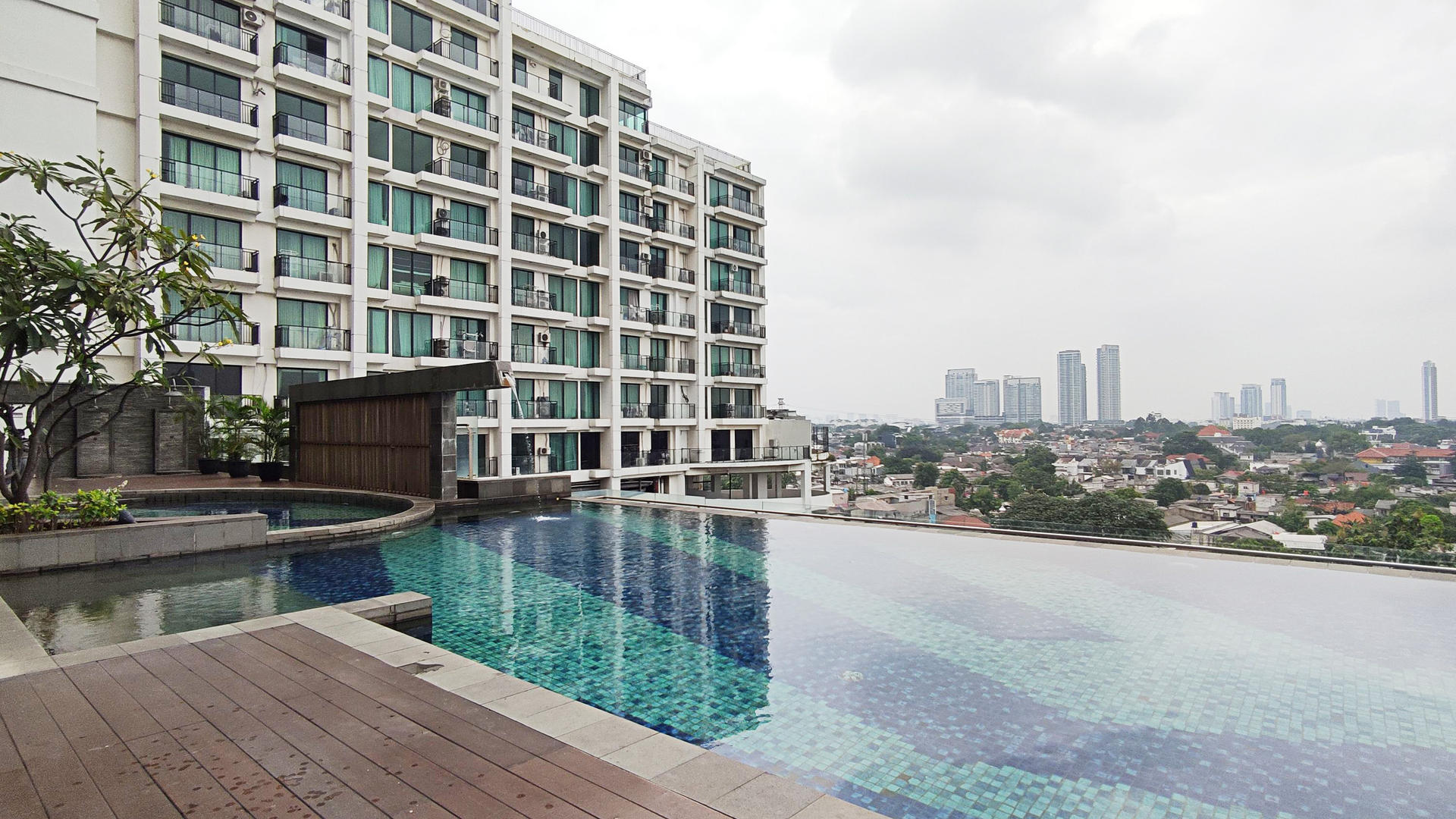 https://images.rukita.co/buildings/building/2cd5cec8-ae4.jpg
