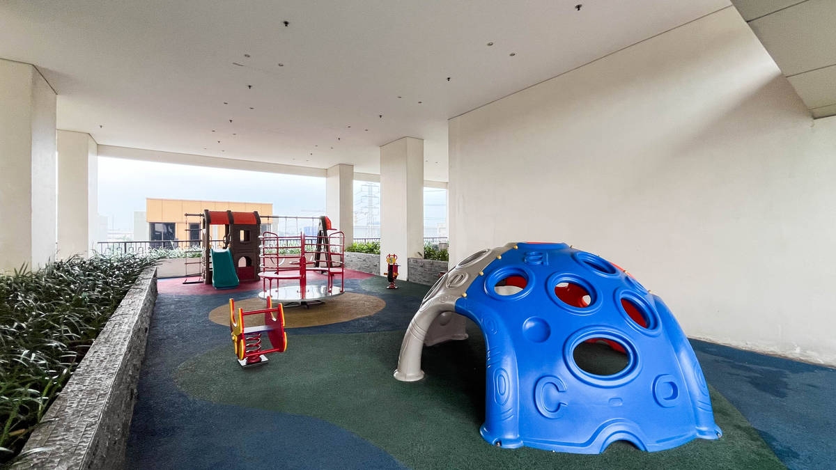 https://images.rukita.co/buildings/building/2d14e008-8a5.jpg