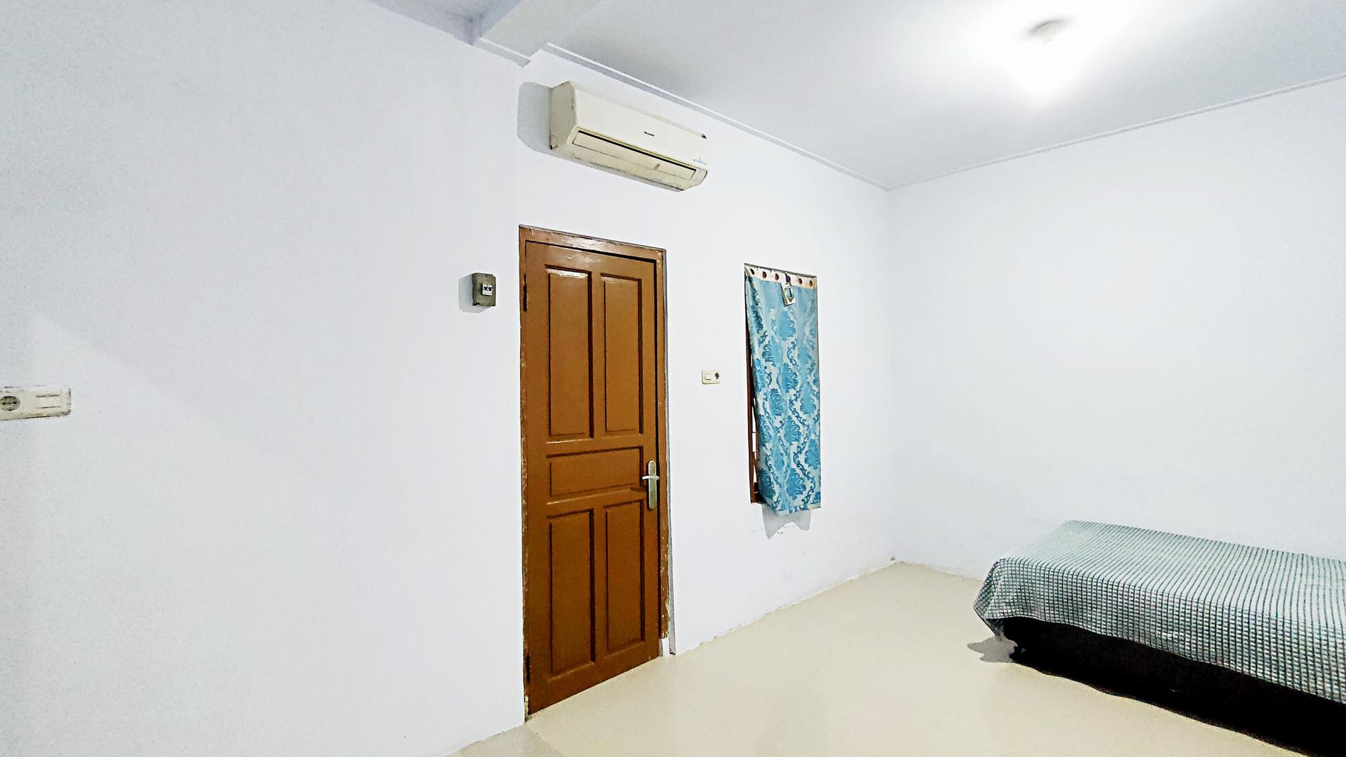 https://images.rukita.co/buildings/building/2d3745a4-6a6.jpg