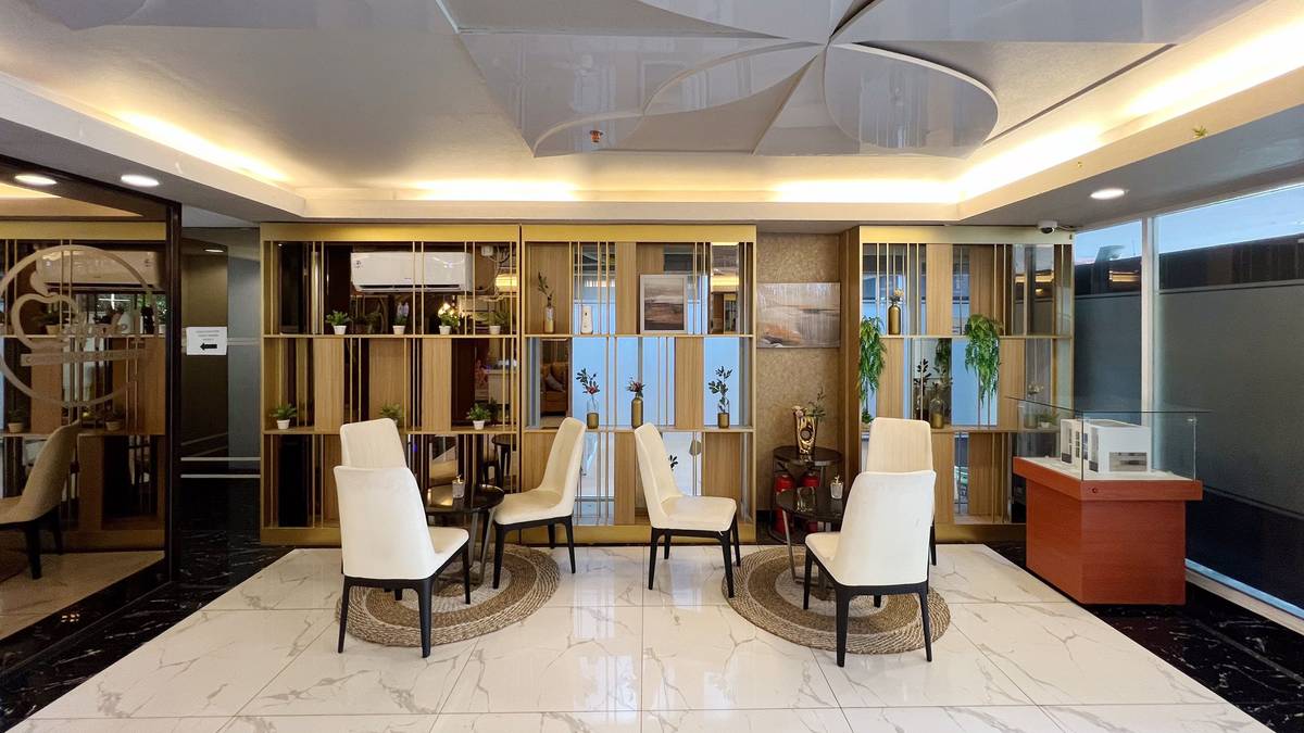 https://images.rukita.co/buildings/building/2ef70169-09b.jpg