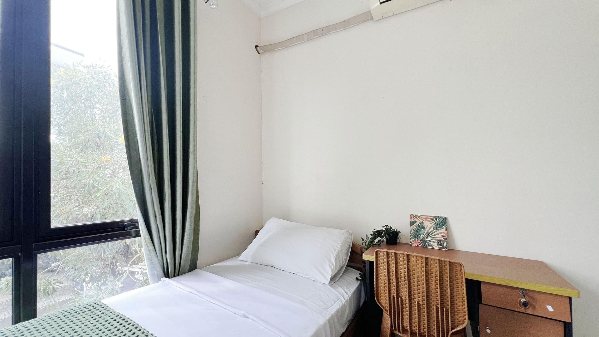 https://images.rukita.co/buildings/building/2f0b71ce-679.jpg
