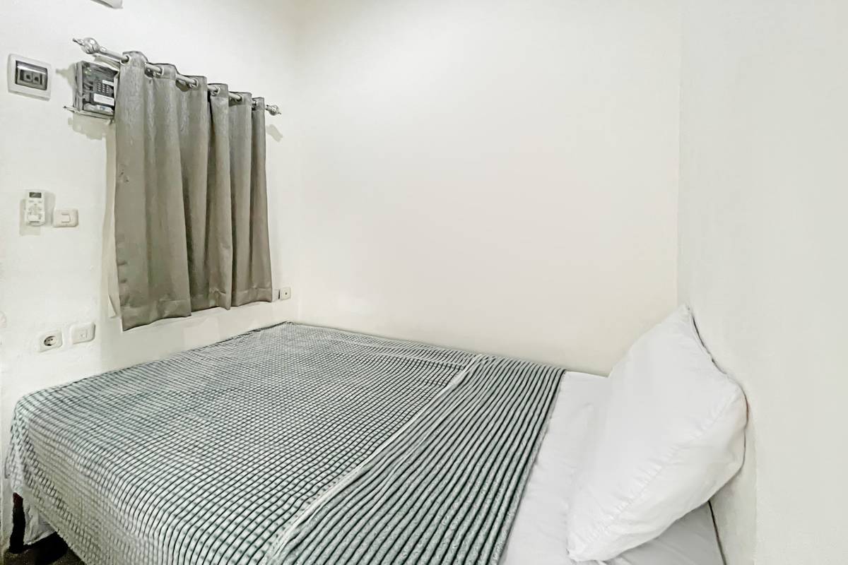 https://images.rukita.co/buildings/building/30052e02-960.jpg