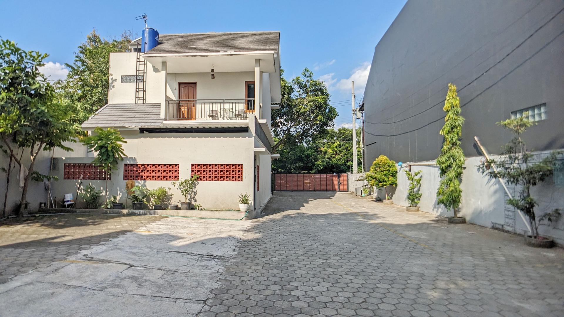 https://images.rukita.co/buildings/building/300b57f9-d13.jpg