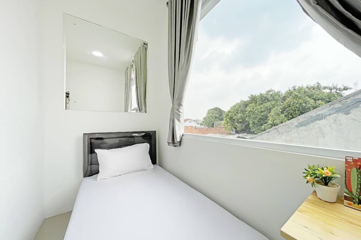 https://images.rukita.co/buildings/building/30edb6fa-96f4-4999-aa82-dd1c382f0516.jpeg