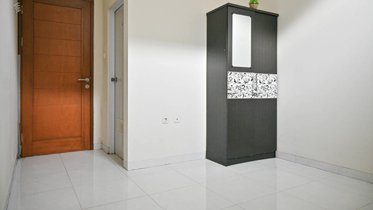 https://images.rukita.co/buildings/building/31d0026c-443.jpg