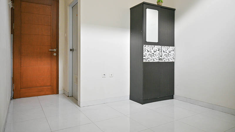 https://images.rukita.co/buildings/building/31d0026c-443.jpg