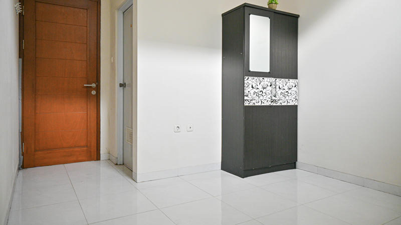 https://images.rukita.co/buildings/building/31d0026c-443.jpg