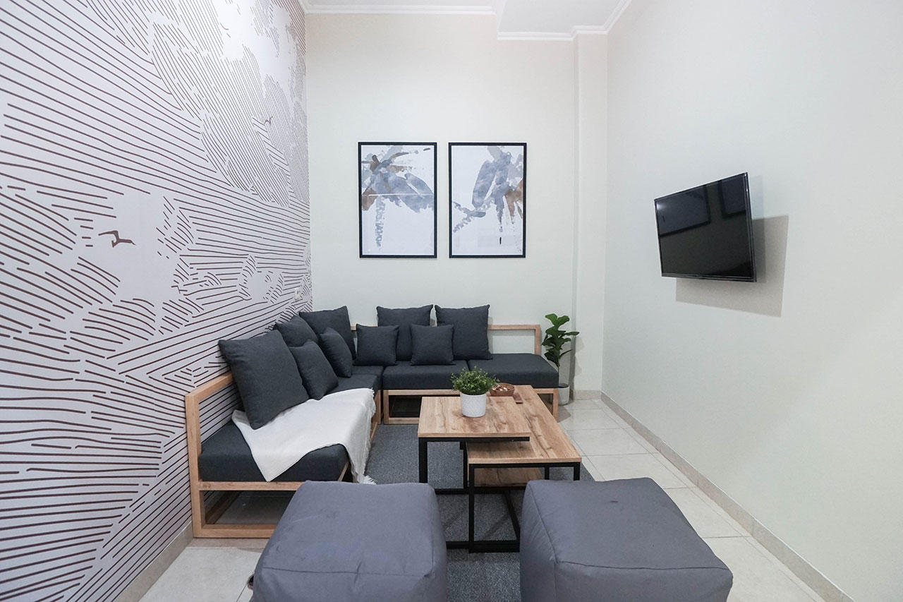 https://images.rukita.co/buildings/building/31d421bf-d60.jpg