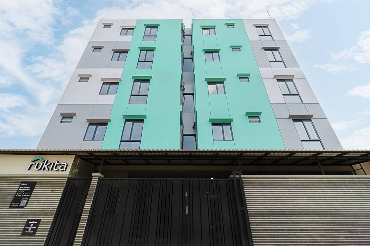 https://images.rukita.co/buildings/building/32d52c5e-acd.jpg