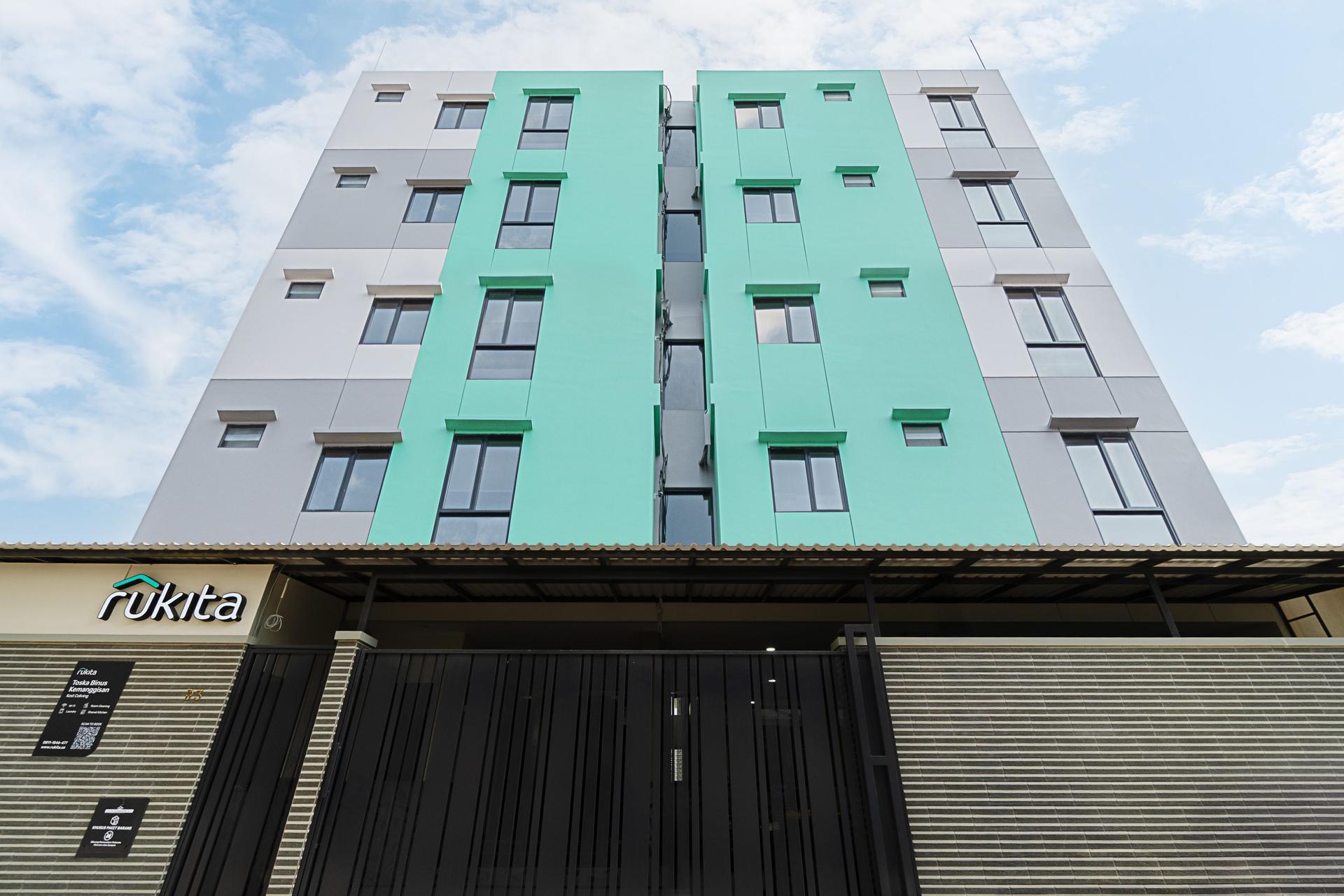https://images.rukita.co/buildings/building/32d52c5e-acd.jpg