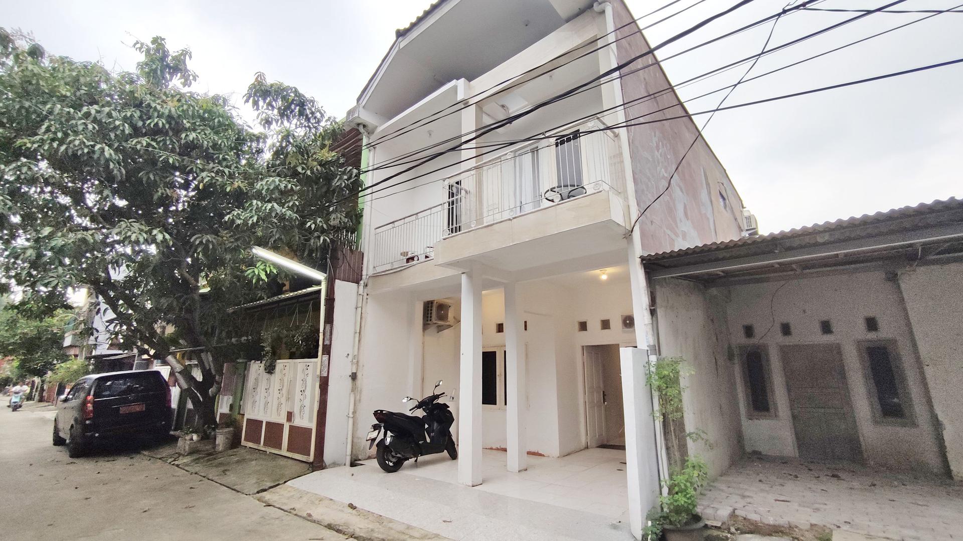 https://images.rukita.co/buildings/building/33416595-410.jpg