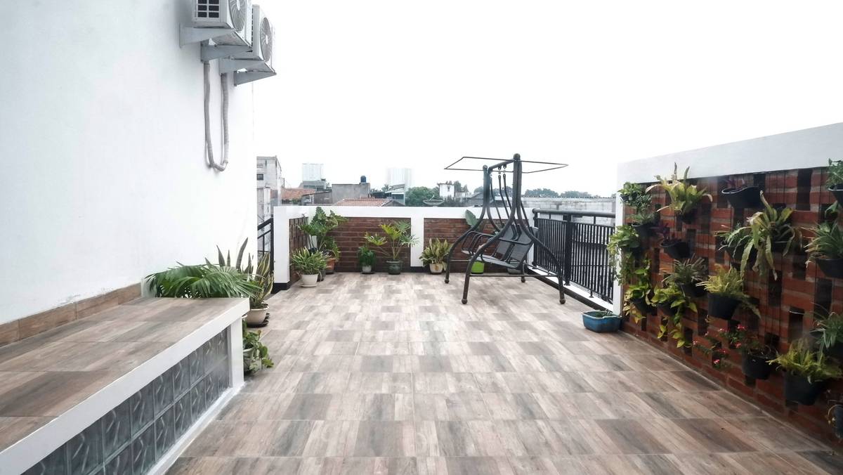 https://images.rukita.co/buildings/building/3402504e-1c7.jpg