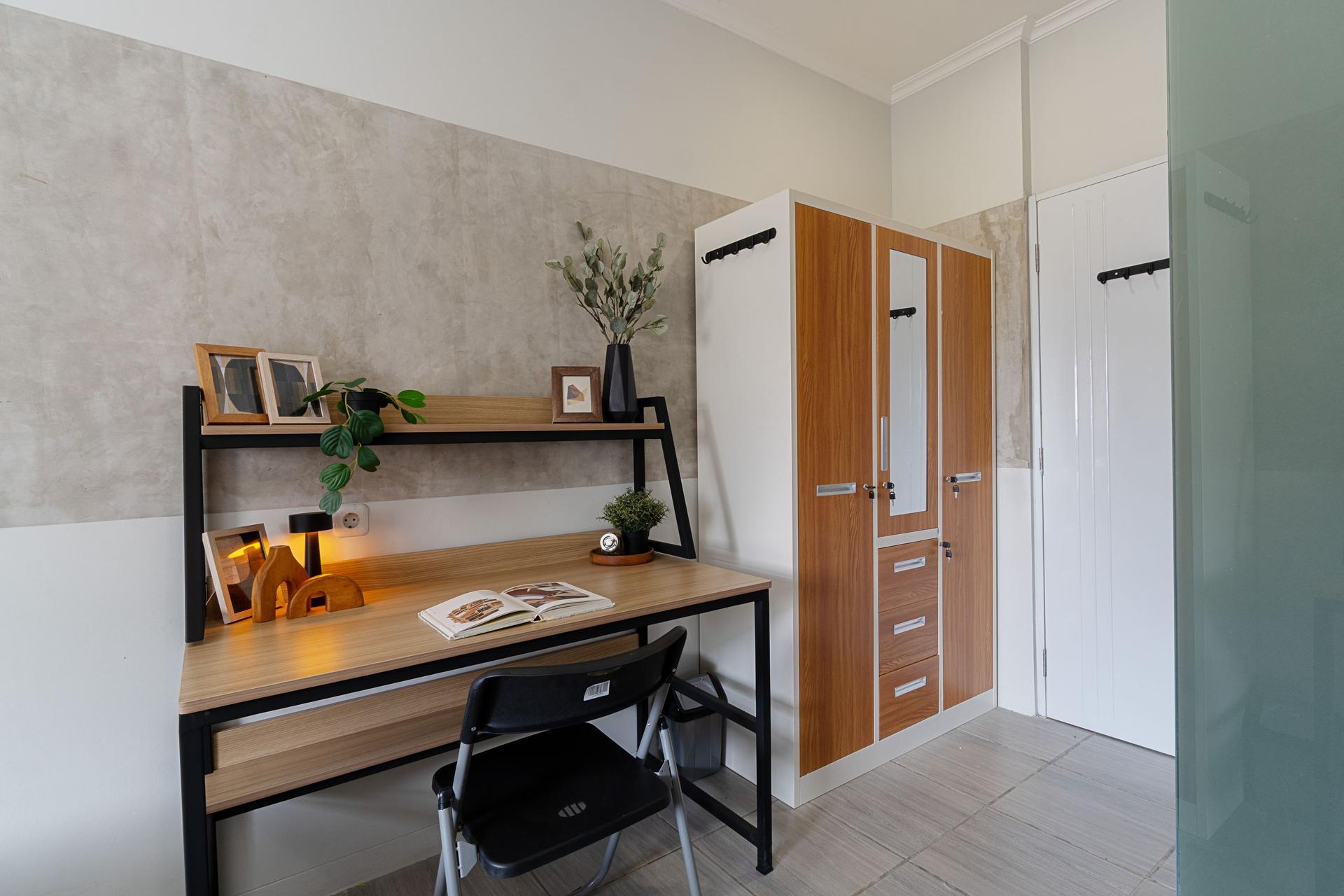 https://images.rukita.co/buildings/building/34dcbbb2-fc9.jpg