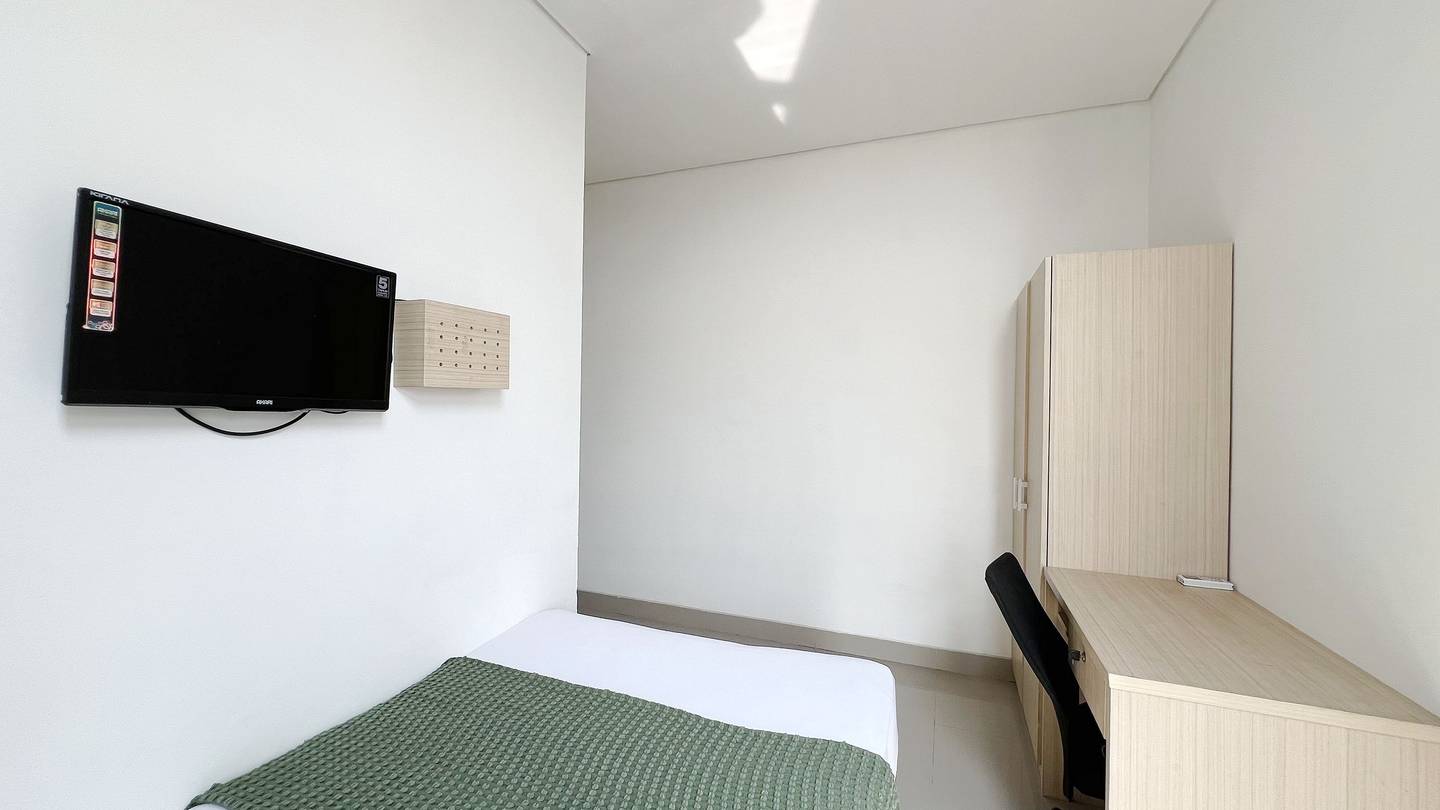 https://images.rukita.co/buildings/building/3540f158-eb5.jpg