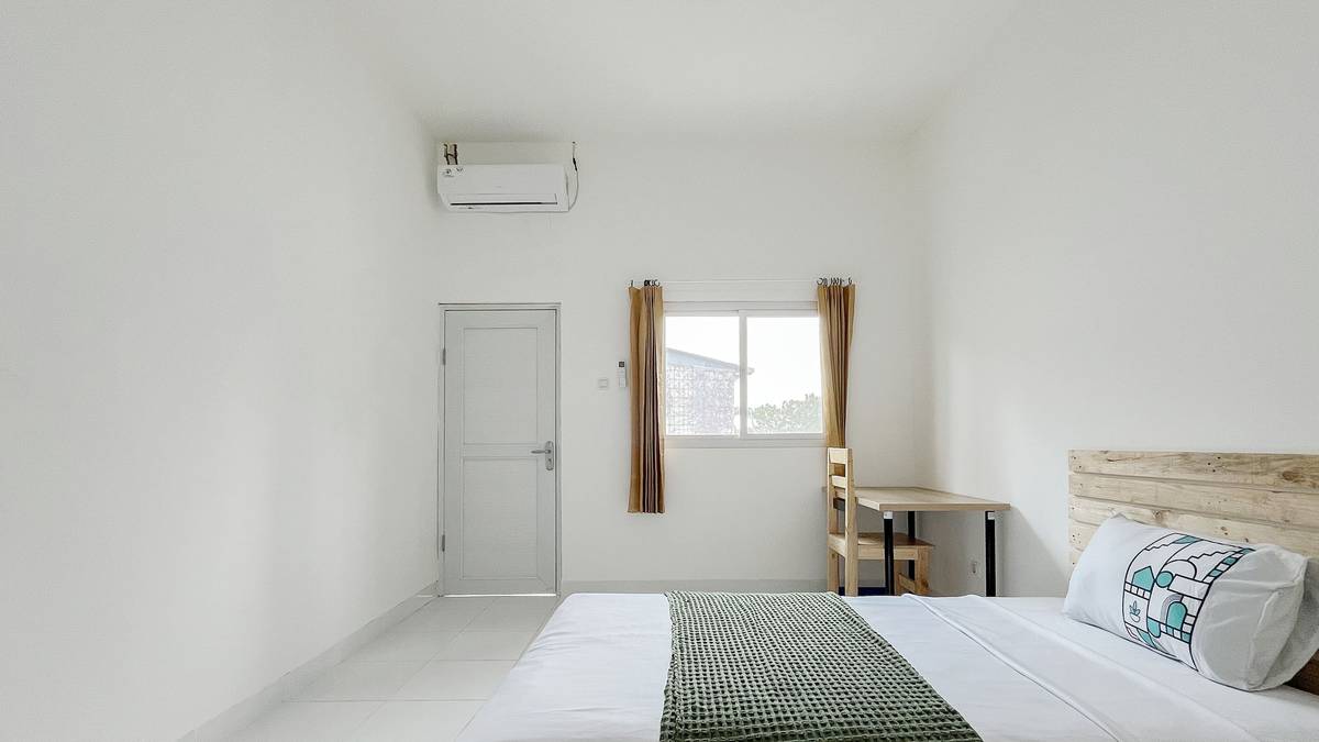 https://images.rukita.co/buildings/building/35e53d74-4088-42ec-a129-ac1c25dbc400.jpg