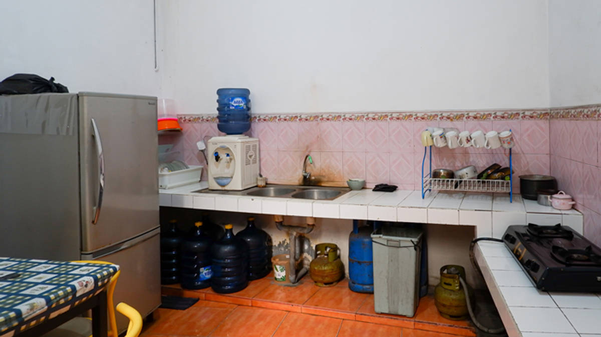 https://images.rukita.co/buildings/building/379b82c4-131.jpg