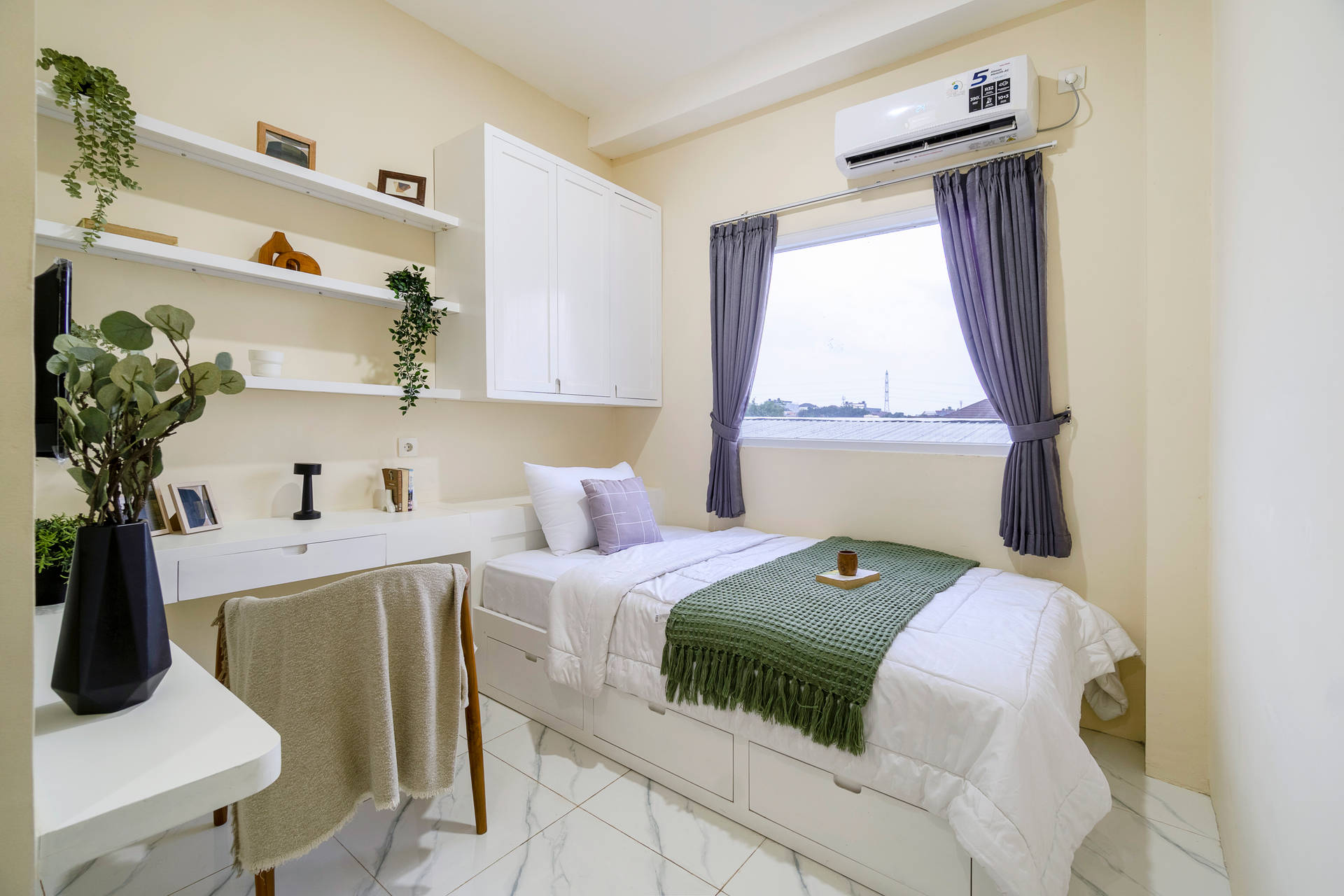 https://images.rukita.co/buildings/building/379c2986-58ca-4fe0-8b10-86e36b8fded2.jpg