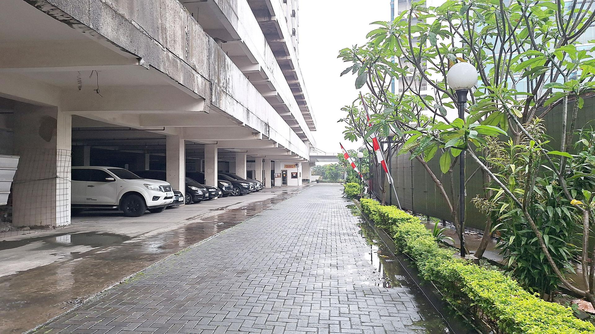https://images.rukita.co/buildings/building/37d94710-5a34-4228-b3a4-052caeac283a.jpg