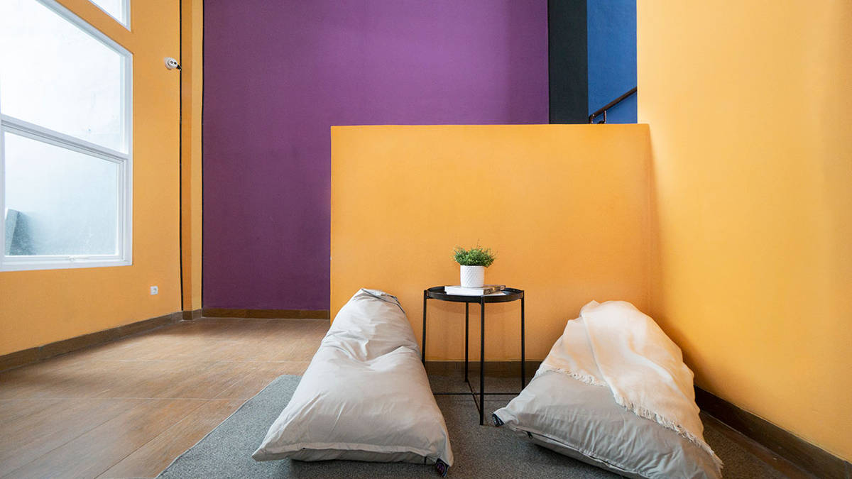 https://images.rukita.co/buildings/building/38a03de5-03a.jpg