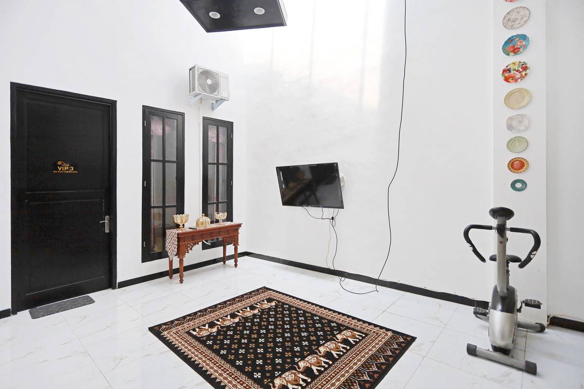 Foto Rukita Unit Meuthia Kost Waru Sidoarjo