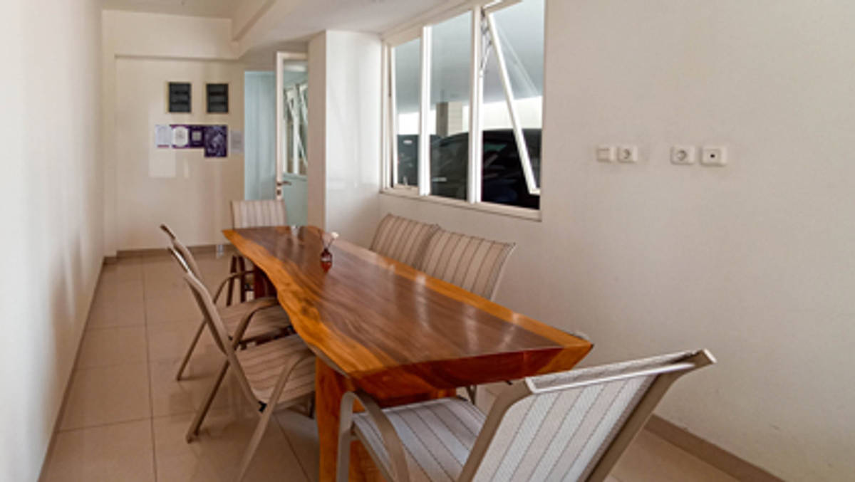 https://images.rukita.co/buildings/building/390624b4-78c.jpg