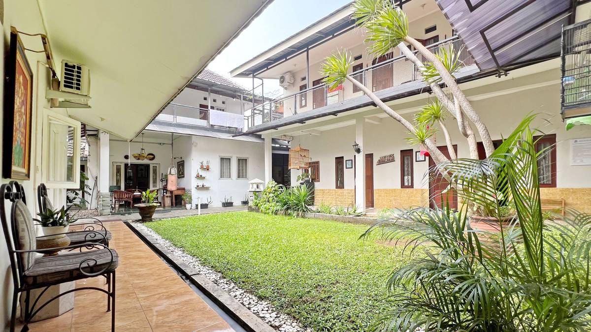 https://images.rukita.co/buildings/building/39ecd9da-28a.jpg