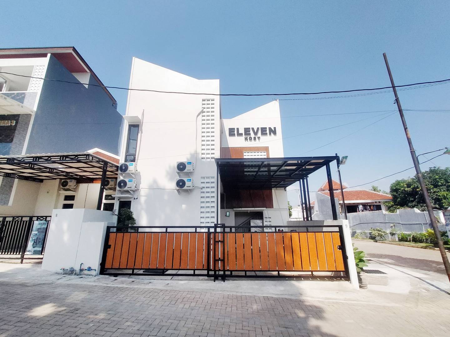 https://images.rukita.co/buildings/building/3a96d13d-fb4.jpg