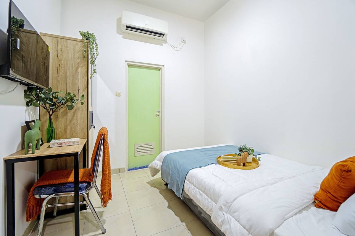 https://images.rukita.co/buildings/building/3bf6aba5-55a.jpg