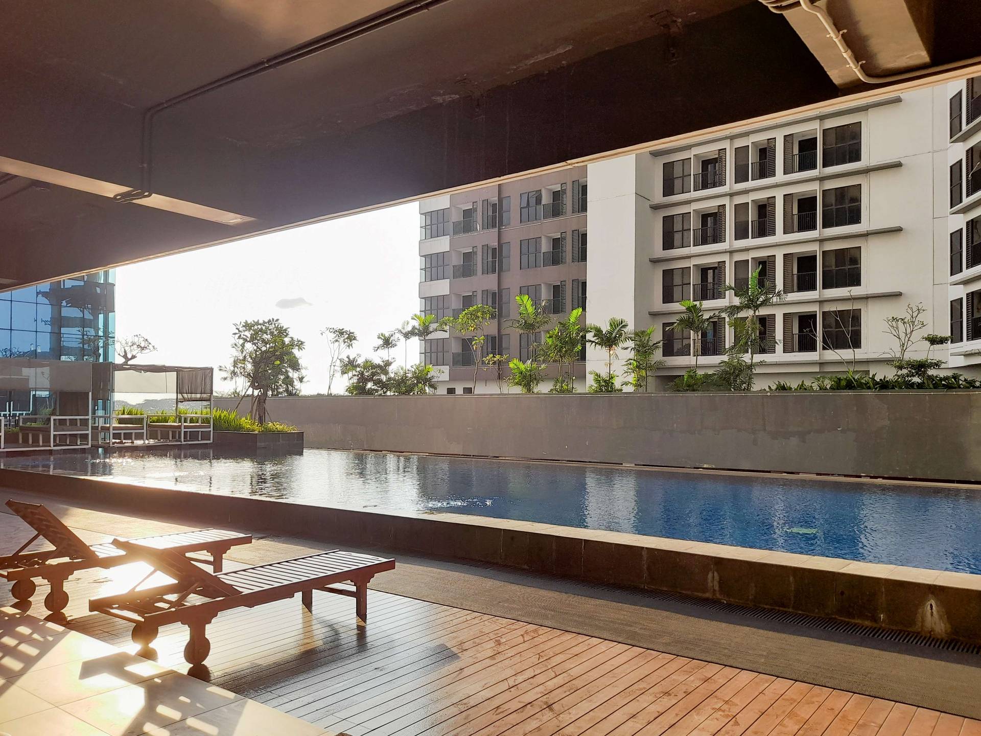 https://images.rukita.co/buildings/building/3d942a6e-490.jpg