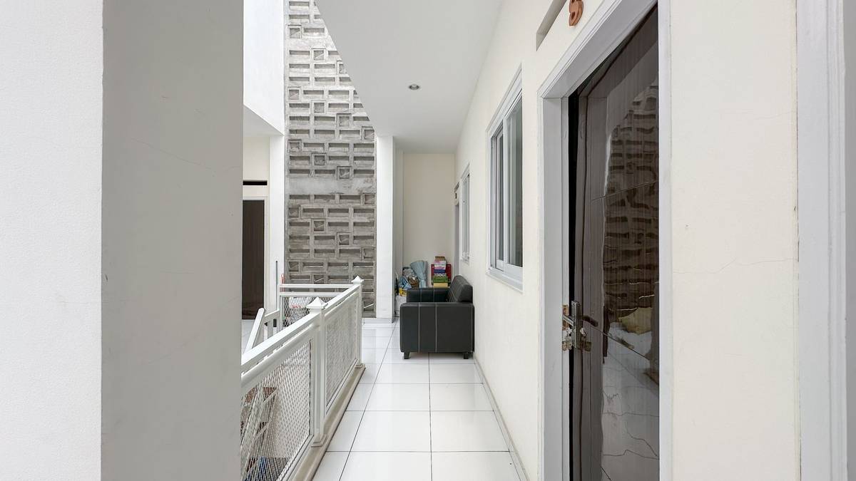 https://images.rukita.co/buildings/building/3d9ed5f1-34a.jpg