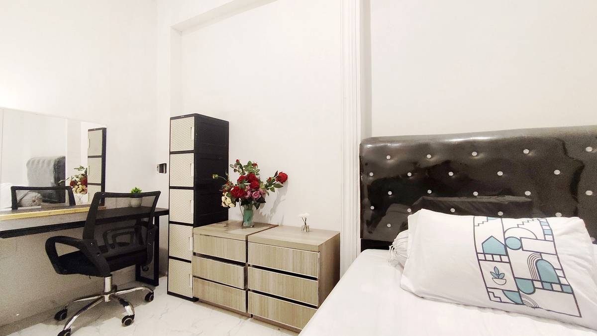 https://images.rukita.co/buildings/building/40230cd5-b3c.jpg