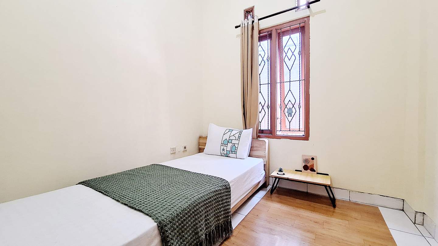 Foto Rukita Unit Adia Kost Pasteur Bandung