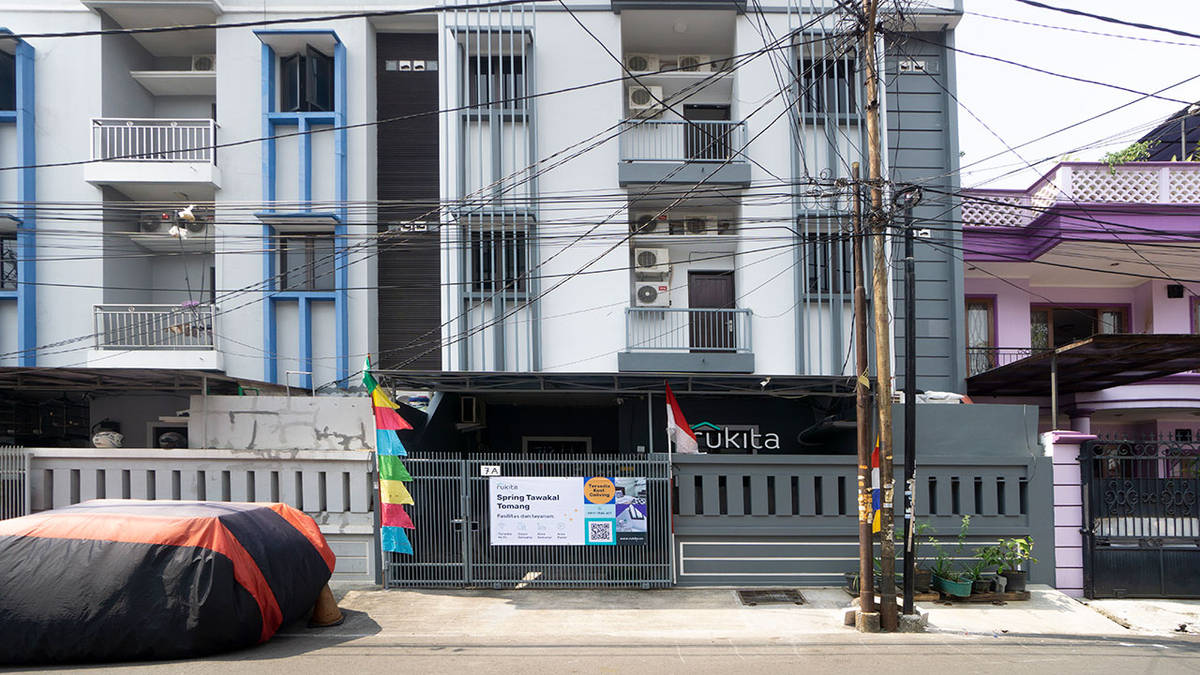 https://images.rukita.co/buildings/building/413b84b5-c88.jpg
