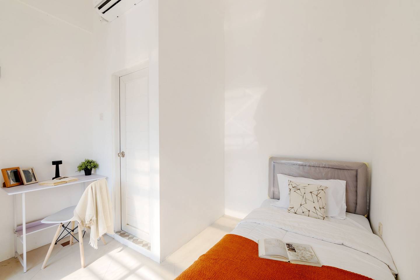 https://images.rukita.co/buildings/building/41bd9181-0741-430f-b9da-02d086248803.jpg