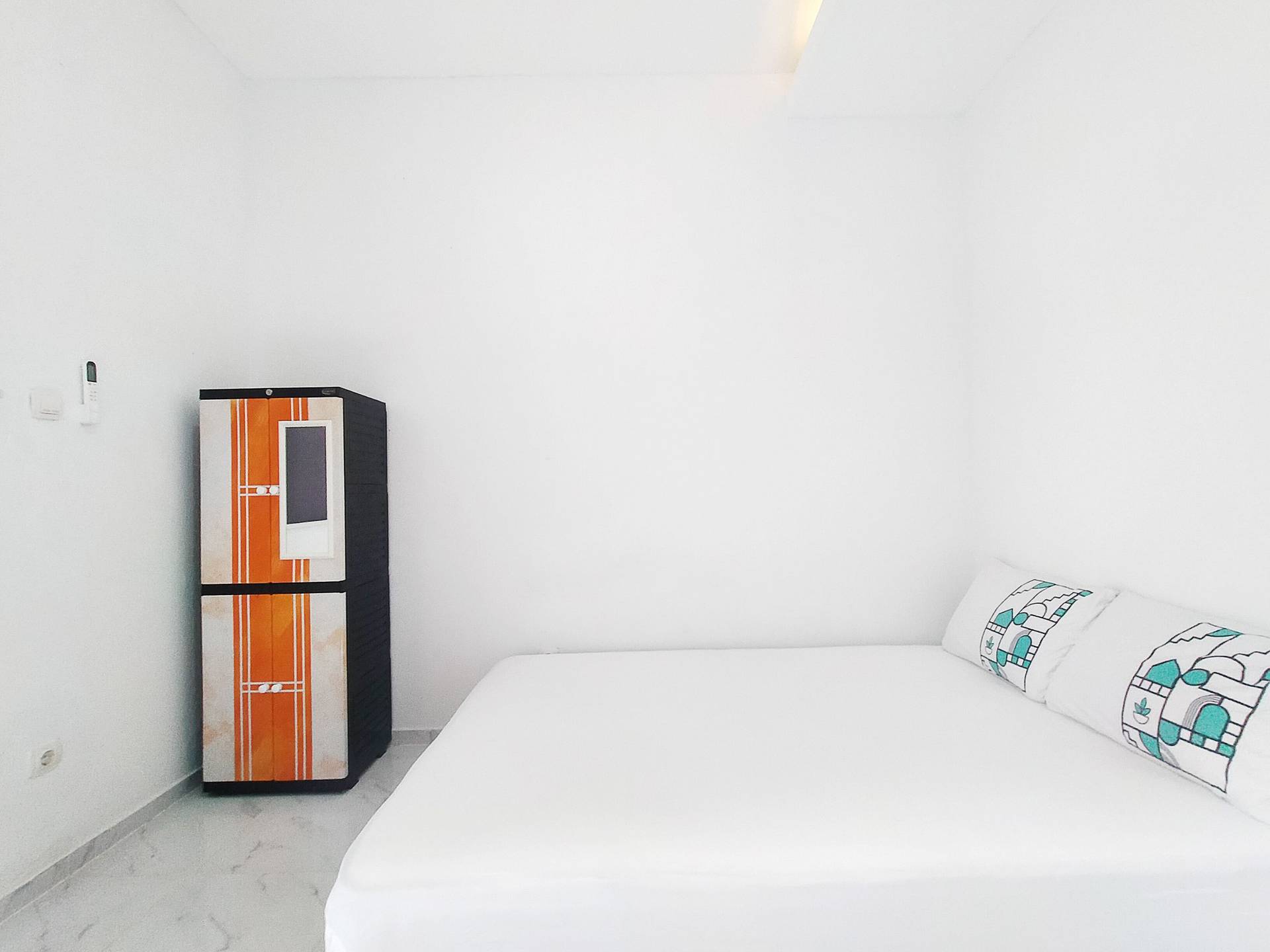 https://images.rukita.co/buildings/building/41e79d6c-bddd-4566-bbdd-1063b59b8442.jpg