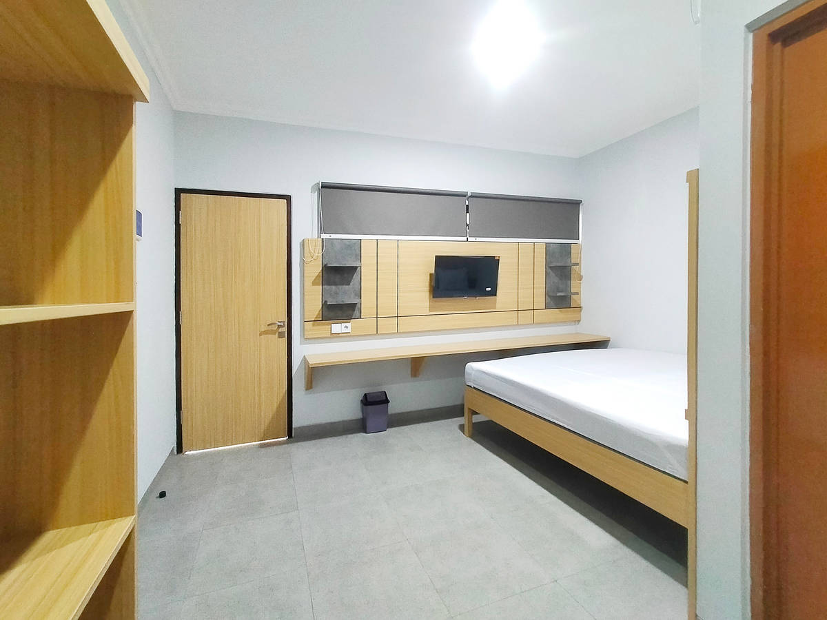 https://images.rukita.co/buildings/building/426f4060-6bec-4bc6-8766-ecbb0b6c3406.jpg