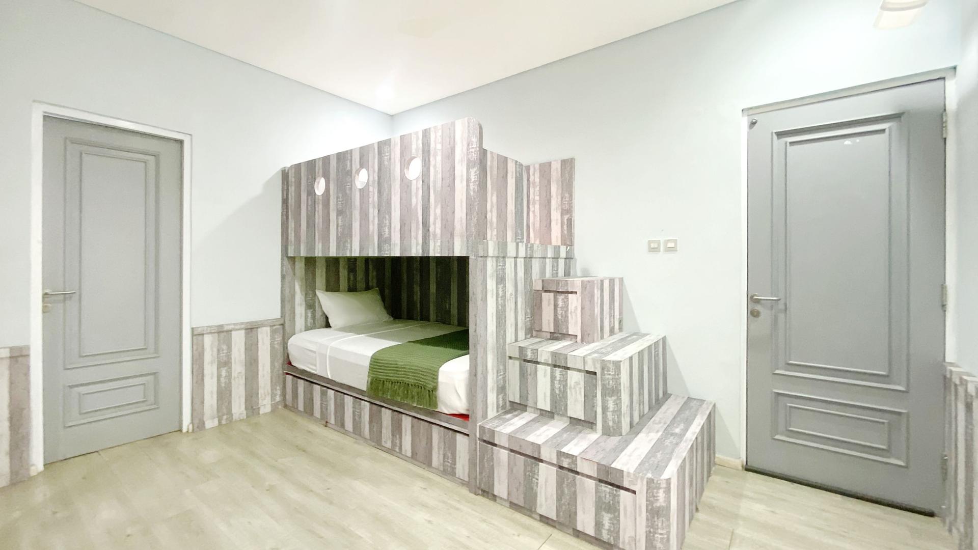 https://images.rukita.co/buildings/building/42889375-3d28-4803-ad61-797a041b2b62.jpg