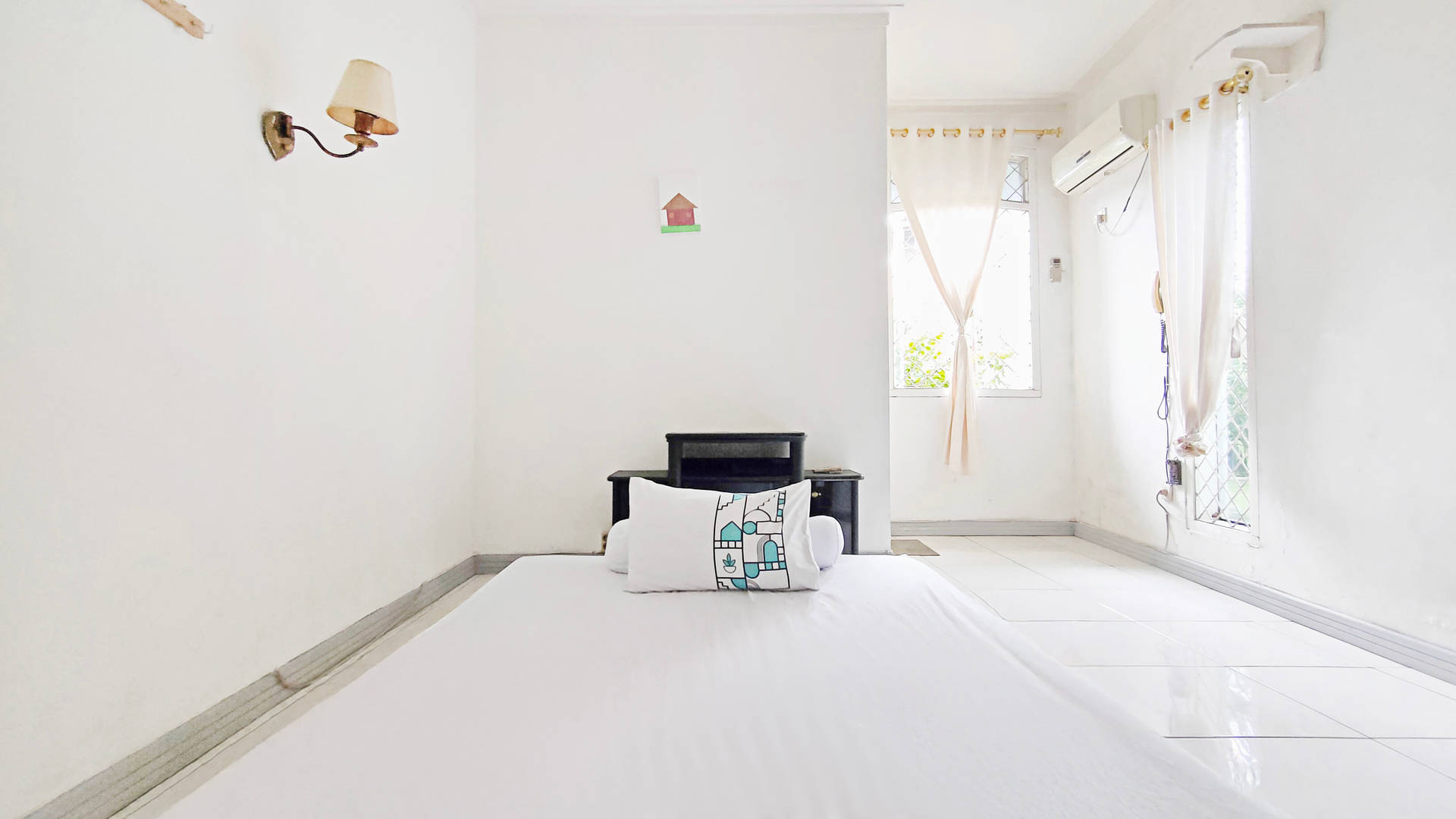 https://images.rukita.co/buildings/building/44450643-22a.jpg