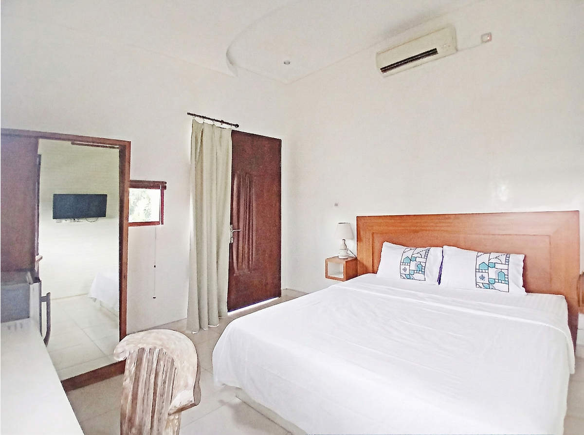 Foto Rukita Unit Saren Guesthouse Canggu Bali
