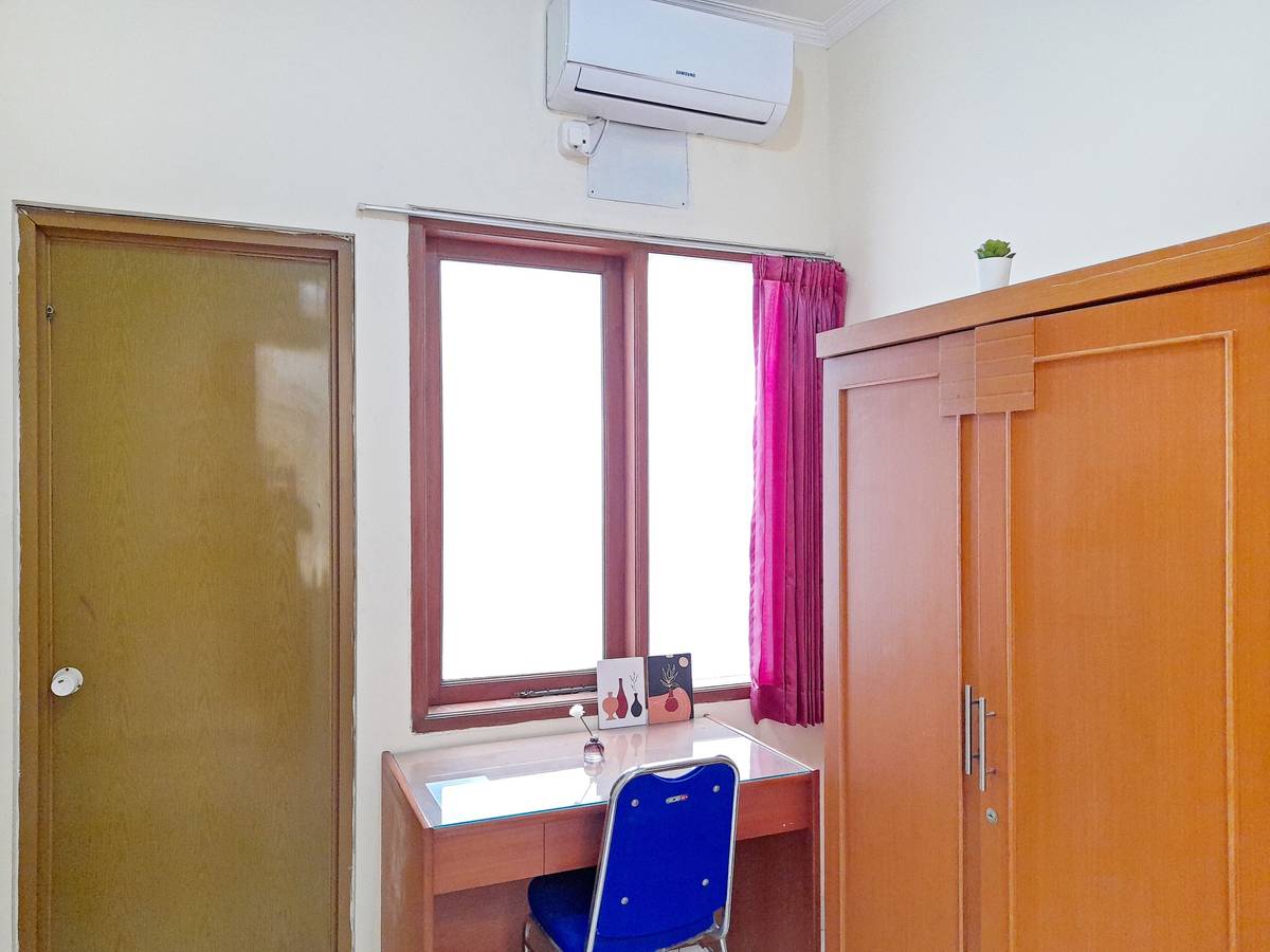 https://images.rukita.co/buildings/building/457a80e2-18c.jpg