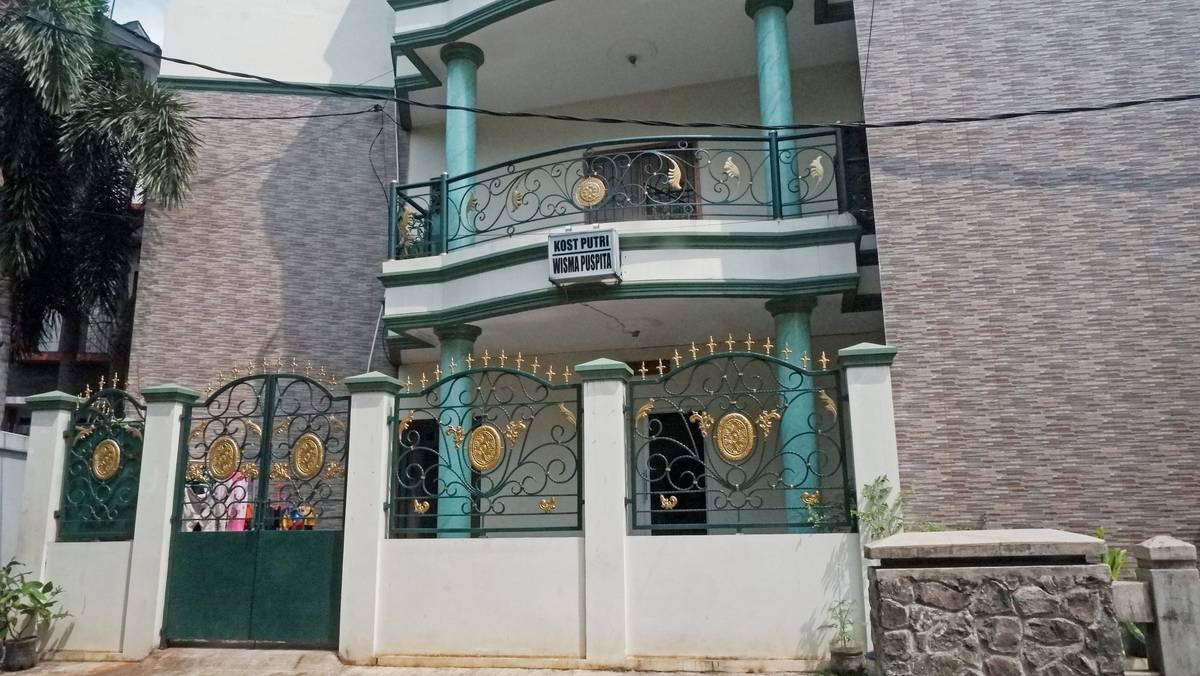 https://images.rukita.co/buildings/building/4643ecff-beb.jpg